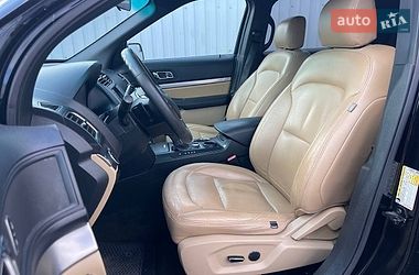 Позашляховик / Кросовер Ford Explorer 2015 в Києві