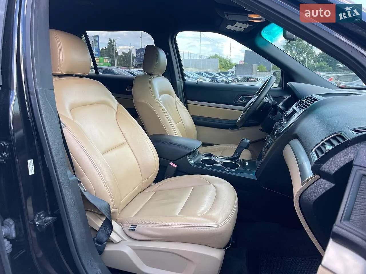 2015 Ford Explorer - мініатюра 12