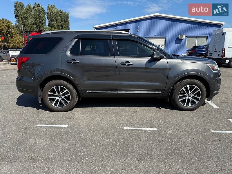 Позашляховик / Кросовер Ford Explorer 2018 в Києві