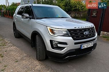 Внедорожник / Кроссовер Ford Explorer 2017 в Владимире