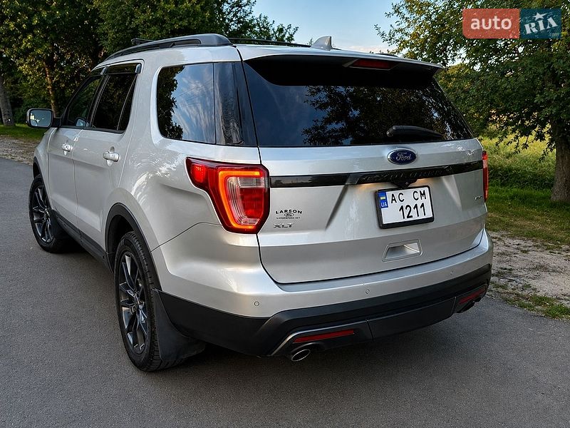 Внедорожник / Кроссовер Ford Explorer 2017 в Владимире