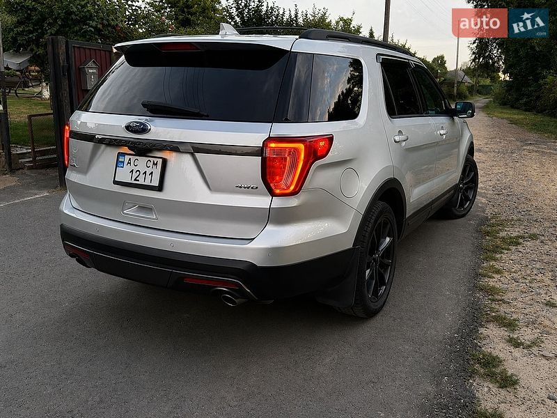 Внедорожник / Кроссовер Ford Explorer 2017 в Владимире