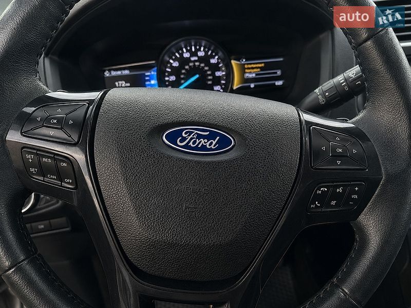 Внедорожник / Кроссовер Ford Explorer 2017 в Владимире