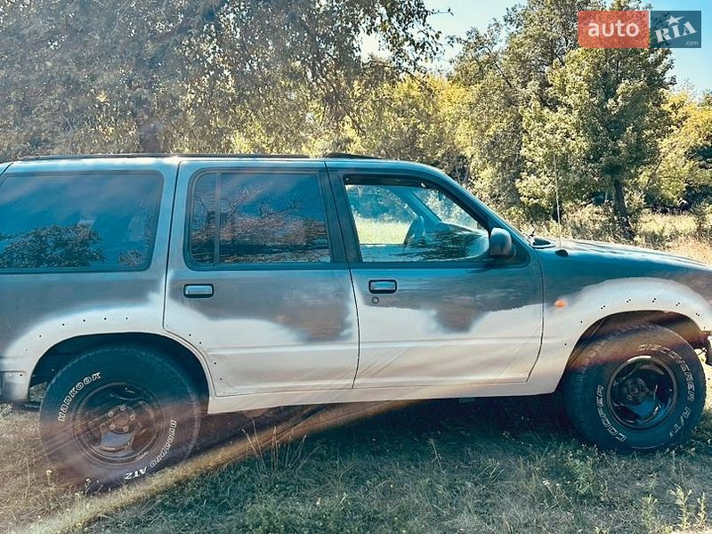 Позашляховик / Кросовер Ford Explorer 1998 в Києві