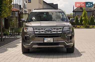 Позашляховик / Кросовер Ford Explorer 2018 в Луцьку