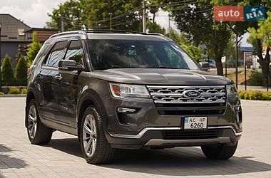 Позашляховик / Кросовер Ford Explorer 2018 в Луцьку