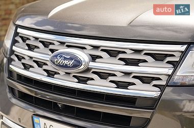 Позашляховик / Кросовер Ford Explorer 2018 в Луцьку