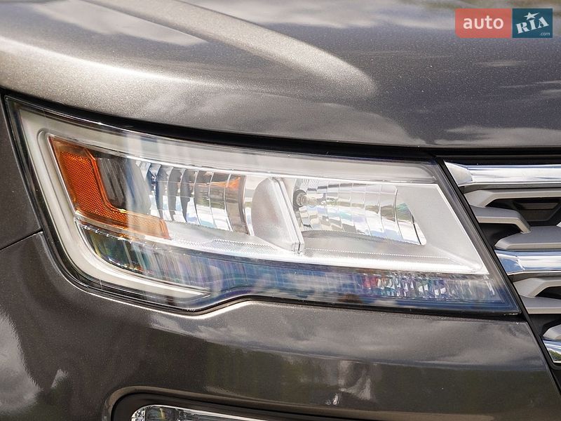 Позашляховик / Кросовер Ford Explorer 2018 в Луцьку