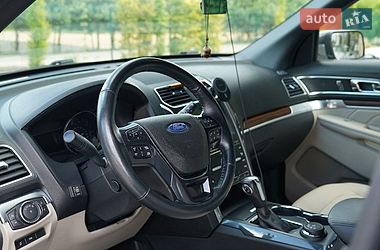 Позашляховик / Кросовер Ford Explorer 2018 в Луцьку