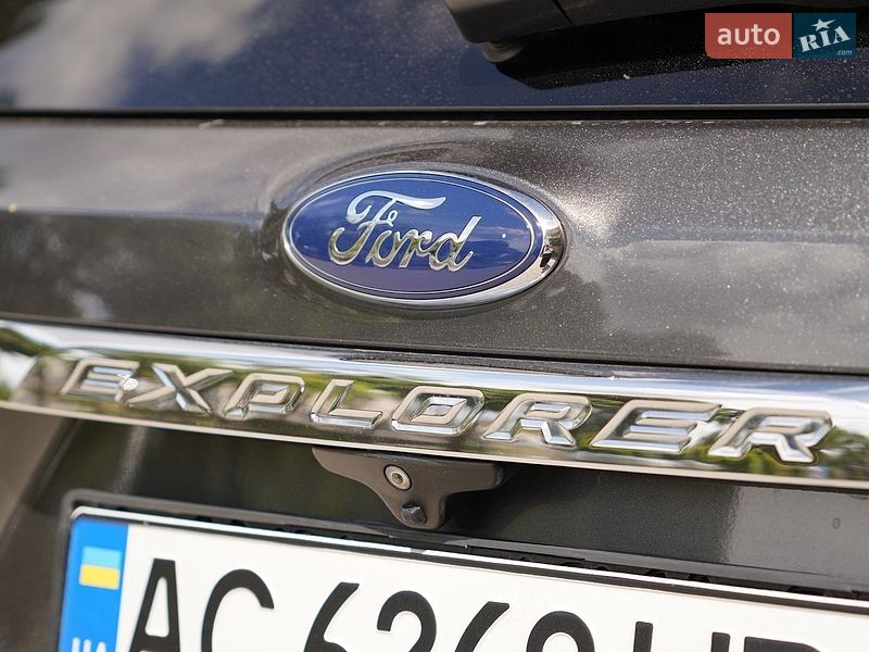 Позашляховик / Кросовер Ford Explorer 2018 в Луцьку