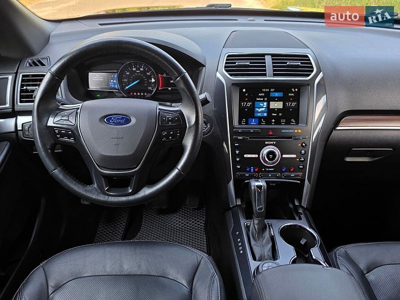 Позашляховик / Кросовер Ford Explorer 2017 в Києві