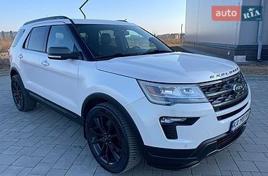 Позашляховик / Кросовер Ford Explorer 2018 в Рівному