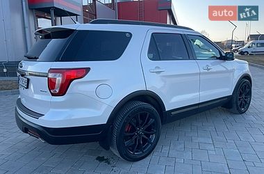 Позашляховик / Кросовер Ford Explorer 2018 в Рівному