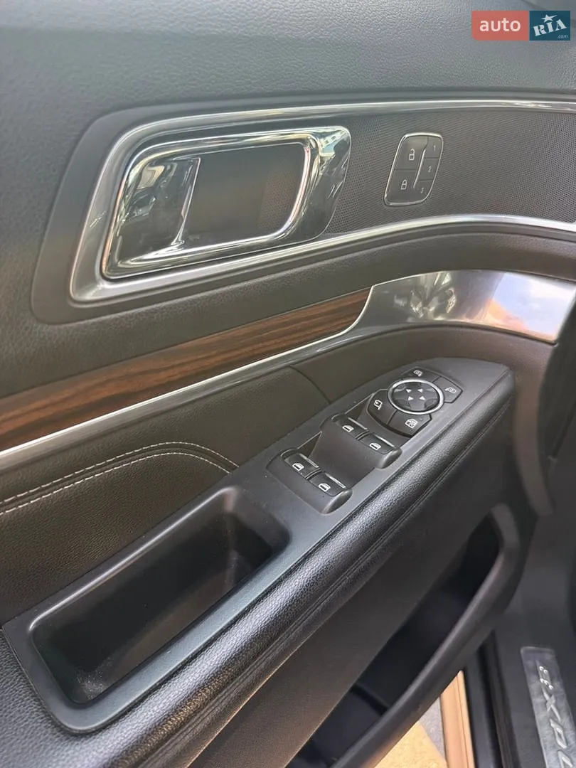 2017 Ford Explorer - мініатюра 13