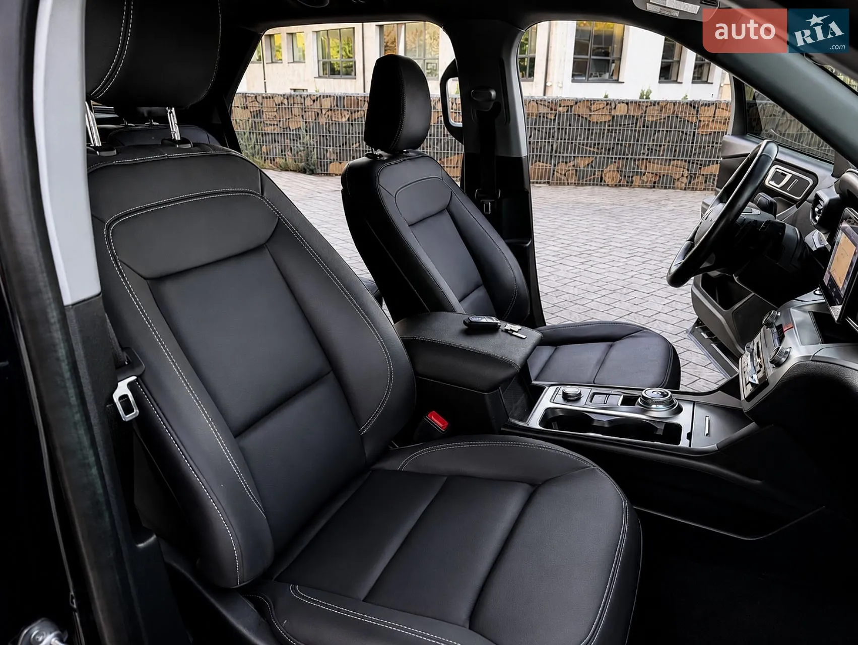 2021 Ford Explorer - мініатюра 26