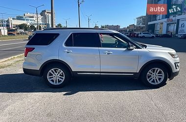 Позашляховик / Кросовер Ford Explorer 2016 в Харкові