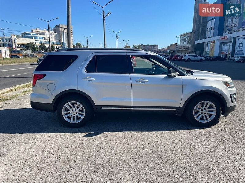 Позашляховик / Кросовер Ford Explorer 2016 в Харкові