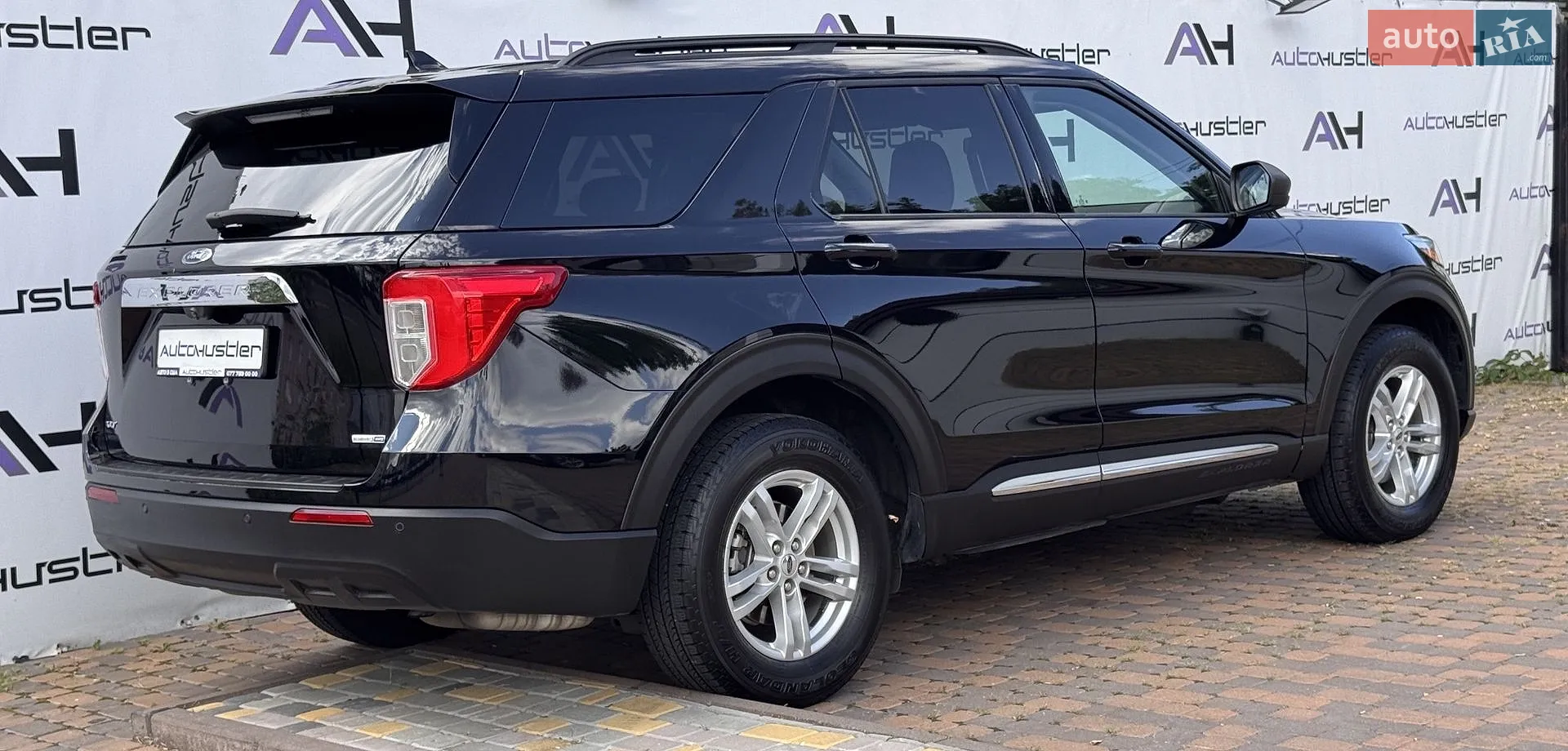 2020 Ford Explorer - мініатюра 20