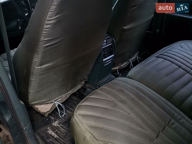 Позашляховик / Кросовер Ford Explorer 1995 в Татарбунарах
