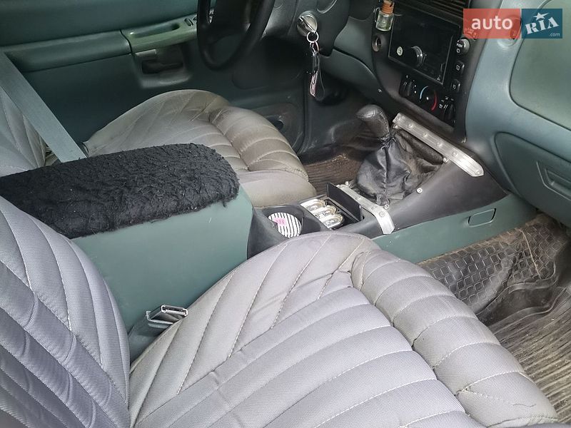 Позашляховик / Кросовер Ford Explorer 1995 в Татарбунарах