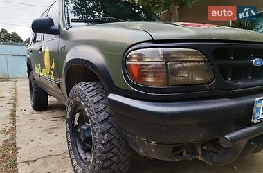 Позашляховик / Кросовер Ford Explorer 1995 в Татарбунарах