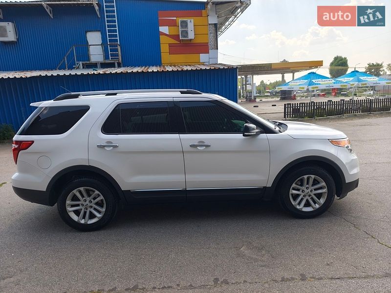 Внедорожник / Кроссовер Ford Explorer 2014 в Харькове