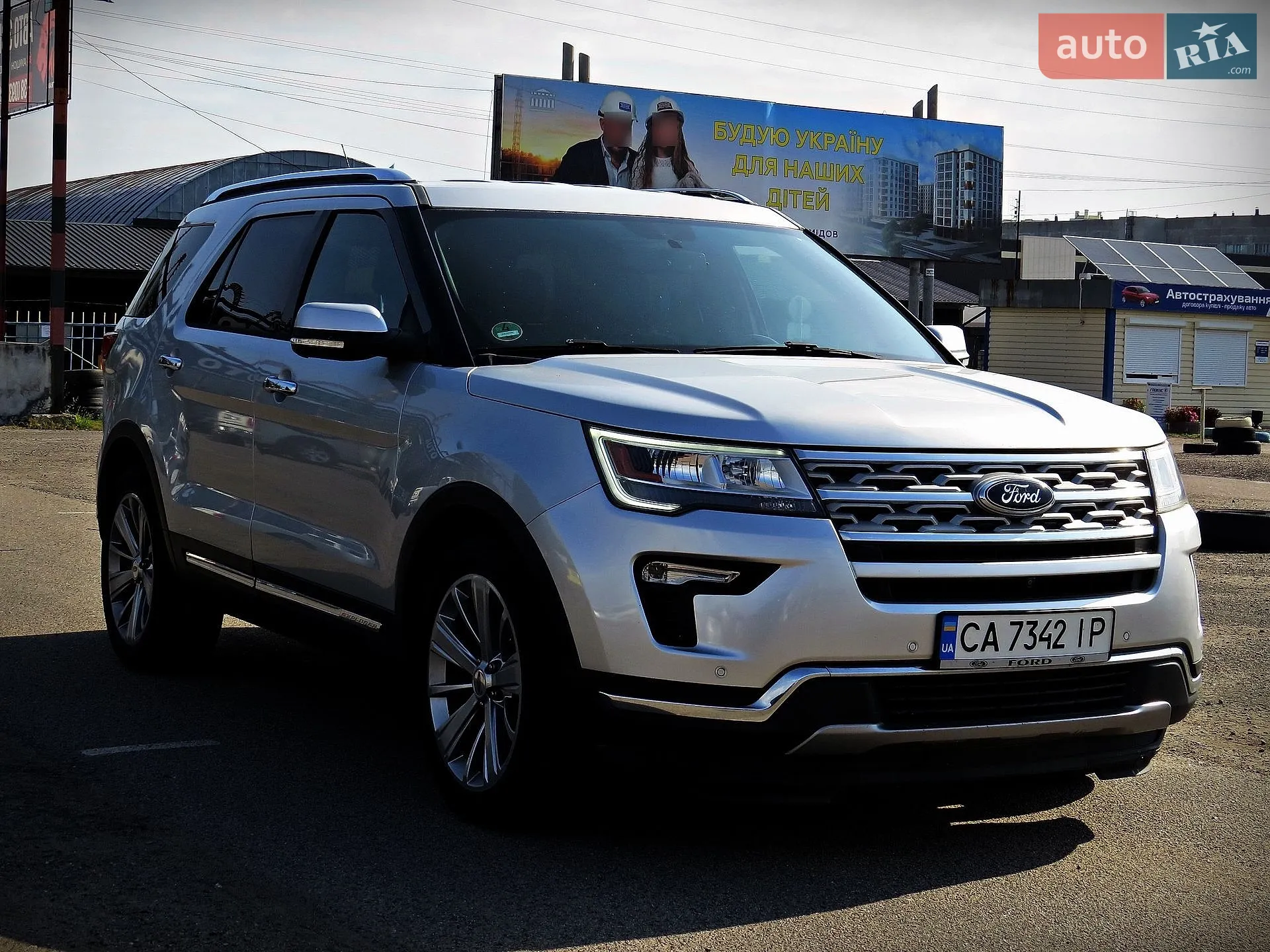 2017 Ford Explorer - мініатюра 2