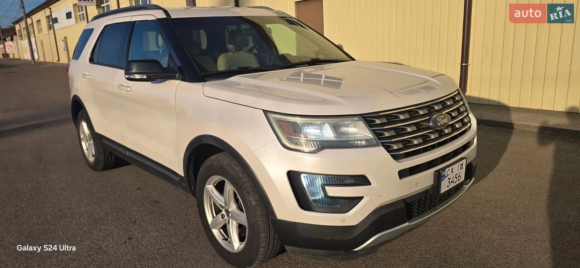 2015 Ford Explorer - мініатюра 5