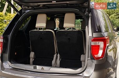 Позашляховик / Кросовер Ford Explorer 2018 в Луцьку