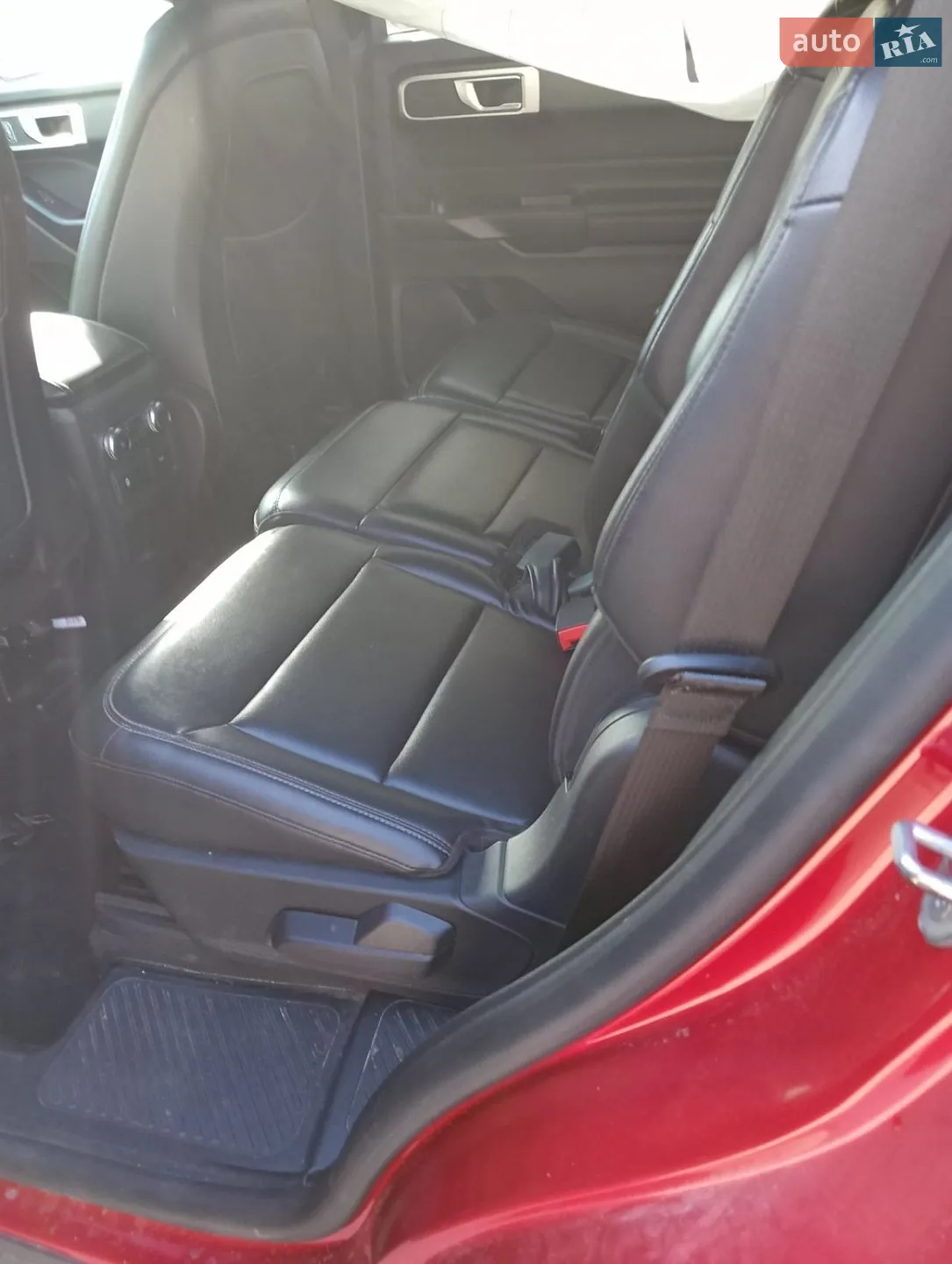 2019 Ford Explorer - мініатюра 8