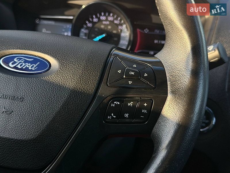 Внедорожник / Кроссовер Ford Explorer 2015 в Львове