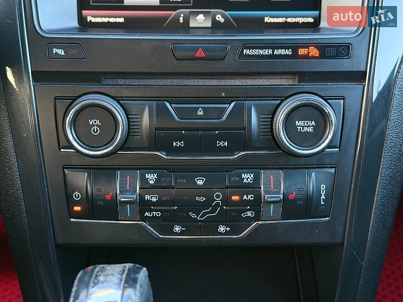 Внедорожник / Кроссовер Ford Explorer 2015 в Львове