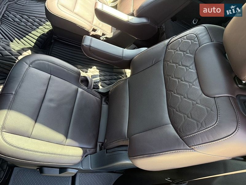Внедорожник / Кроссовер Ford Explorer 2025 в Одессе
