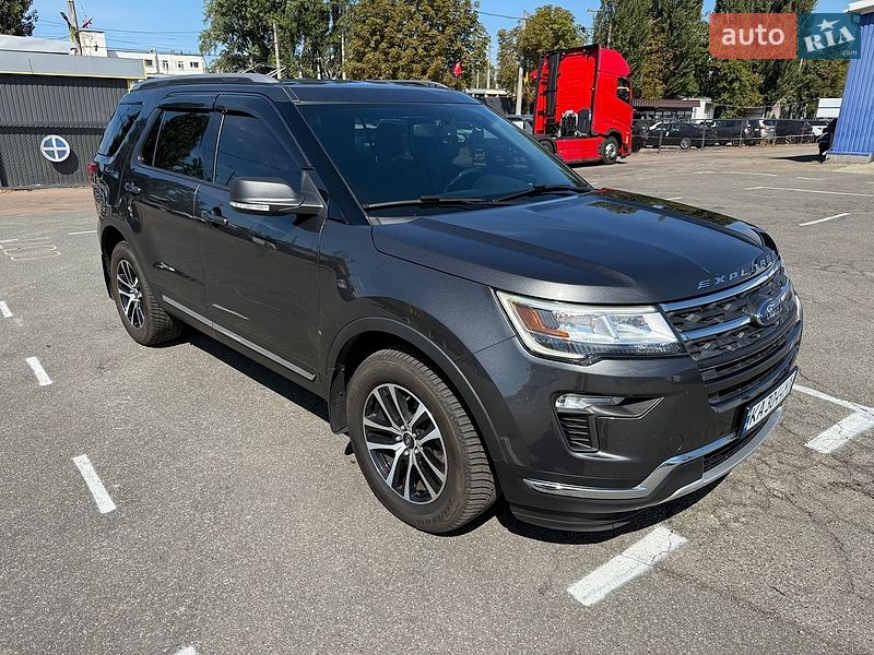 Позашляховик / Кросовер Ford Explorer 2018 в Києві