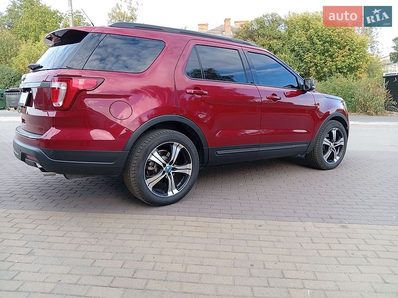 Позашляховик / Кросовер Ford Explorer 2018 в Шепетівці фото 9 Позашляховик / Кросовер Ford Explorer 2018 в Шепетівці