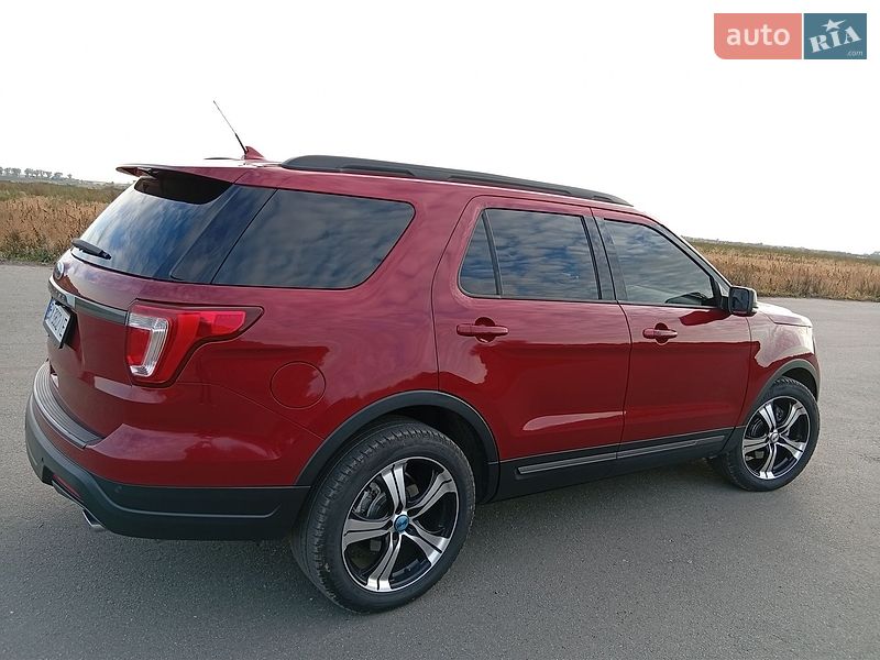 Позашляховик / Кросовер Ford Explorer 2018 в Шепетівці фото 12 Позашляховик / Кросовер Ford Explorer 2018 в Шепетівці