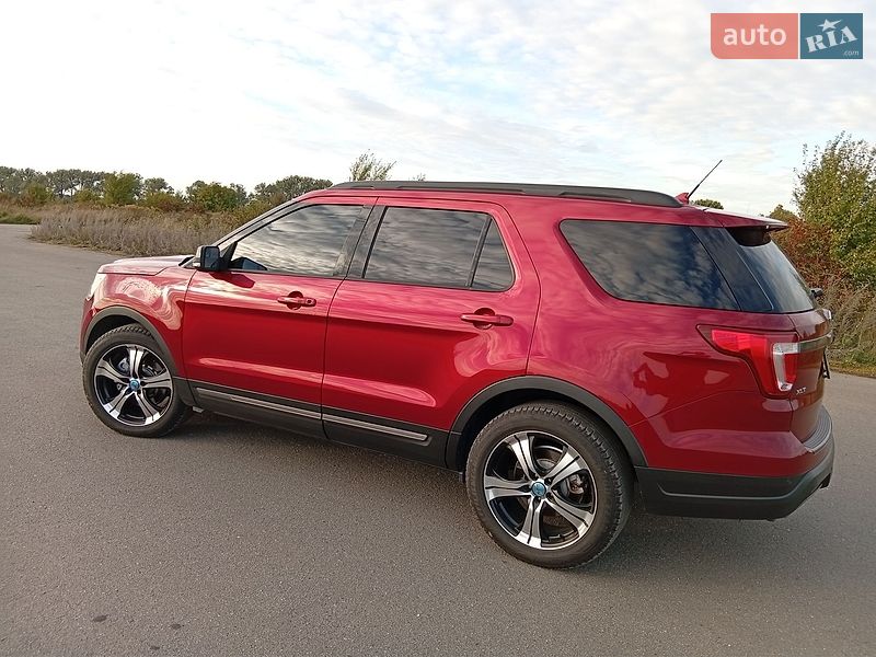 Позашляховик / Кросовер Ford Explorer 2018 в Шепетівці фото 14 Позашляховик / Кросовер Ford Explorer 2018 в Шепетівці