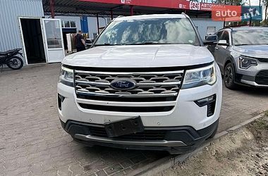 Внедорожник / Кроссовер Ford Explorer 2018 в Сокале