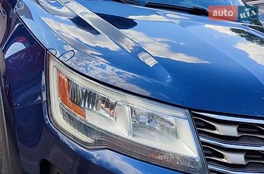 Позашляховик / Кросовер Ford Explorer 2015 в Києві