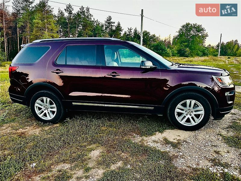 Внедорожник / Кроссовер Ford Explorer 2017 в Каменском фото 3 Внедорожник / Кроссовер Ford Explorer 2017 в Каменском