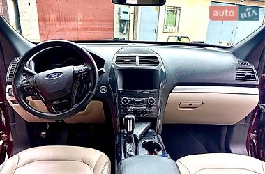 Внедорожник / Кроссовер Ford Explorer 2017 в Каменском фото 9 Внедорожник / Кроссовер Ford Explorer 2017 в Каменском