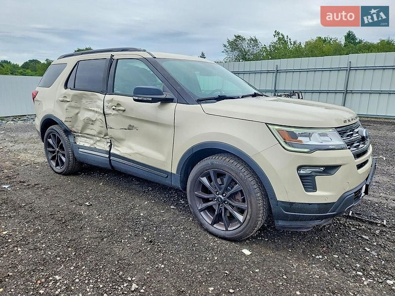 Внедорожник / Кроссовер Ford Explorer 2018 в Львове