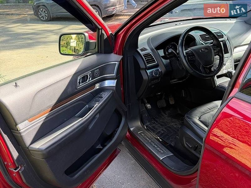 Позашляховик / Кросовер Ford Explorer 2019 в Фастові