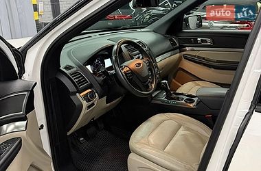 Позашляховик / Кросовер Ford Explorer 2018 в Кропивницькому