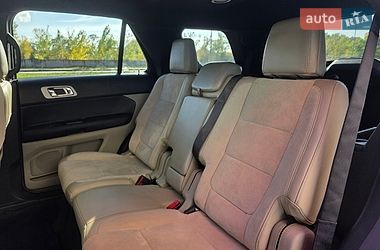 Позашляховик / Кросовер Ford Explorer 2011 в Києві