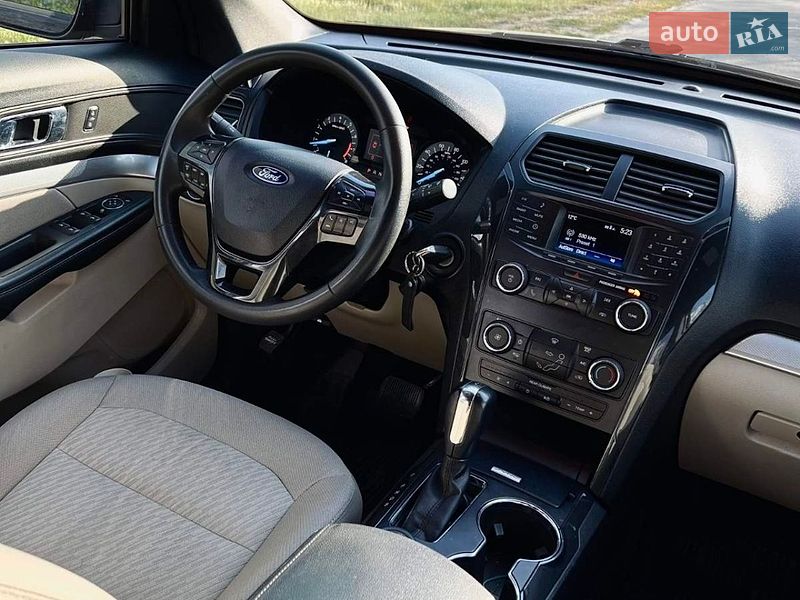 Внедорожник / Кроссовер Ford Explorer 2018 в Днепре