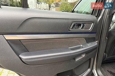 Внедорожник / Кроссовер Ford Explorer 2017 в Киеве