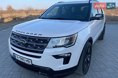 Позашляховик / Кросовер Ford Explorer 2018 в Рівному