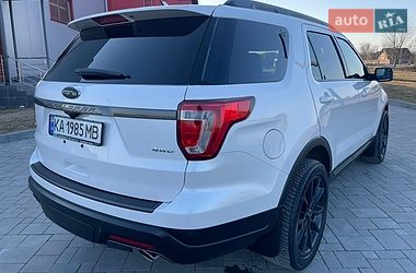 Позашляховик / Кросовер Ford Explorer 2018 в Рівному