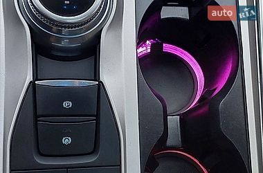 Позашляховик / Кросовер Ford Explorer 2020 в Дубні